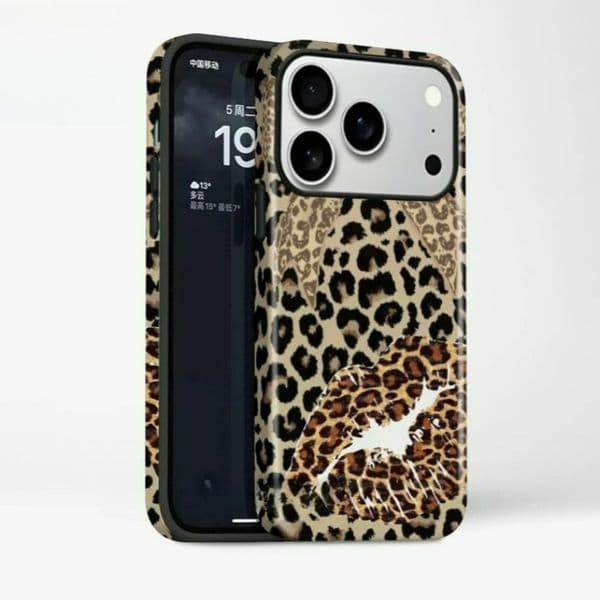 Stylish Shockproof Phone 17 Pro Max Hard Shell Case for Enhanced Protection With Dual Layers Designs