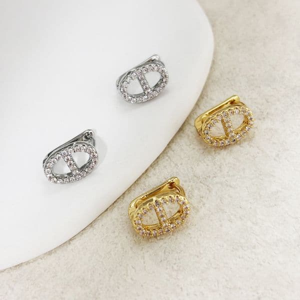 Luxury Brand Designer Jewelry European And American Simple Luxury Zircon Pig Nose Earrings Gold Plated High-End Elegant Ear Studs Wholesale