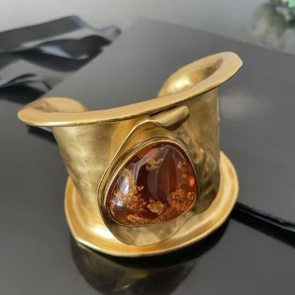Vintage Style Women Luxury Bracelet Cuff High Quality Yellow Gold Plated Ember Resin Bracelets Bangles Jewelry Gift for Girls Women