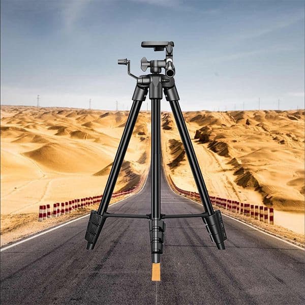 Ergonomic Lightweight Tri-Pedestal Support System Ideal For Smartphone Filming