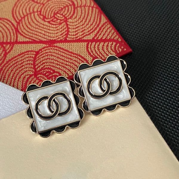 Square Stud Earrings Never Fading Black Color Real Gold Brass Copper Stamp Letter Earring Fashion Womens Elegance Wedding Party Jewelry Accessories