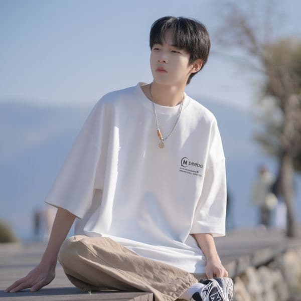 Japanese City Boy White Men's Short Sleeve T-shirt Summer Trendy Loose Plus Size Designer Short Sleeves American Retro Youth Mid-sleeve