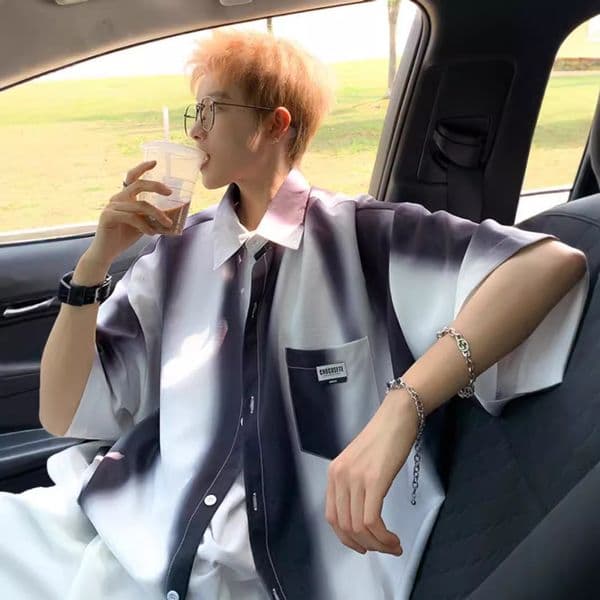 Tie-dye Gradient Short Sleeve Shirt Men 2025 Summer New Simple Design Sense Niche Cool Loose Designer Short Sleeves Half Sleeve Shirt