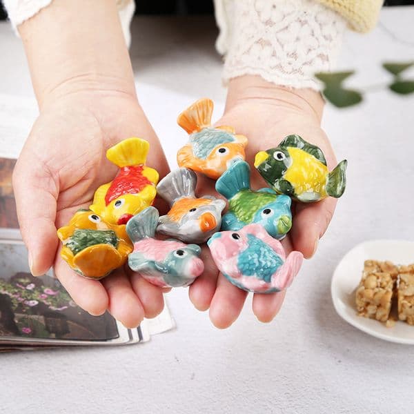 Ceramic Chopstick Rest Chopsticks Pillow Cute Paintings Fish Forks Holder Kitchen Stand Spoon Rest Tableware Storage Supplies