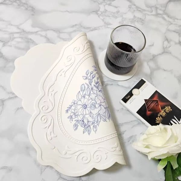 Household Silicone European Placemat Retro Oval/Round Table Mat Heat Resistant Waterproof Dining Mat Wedding