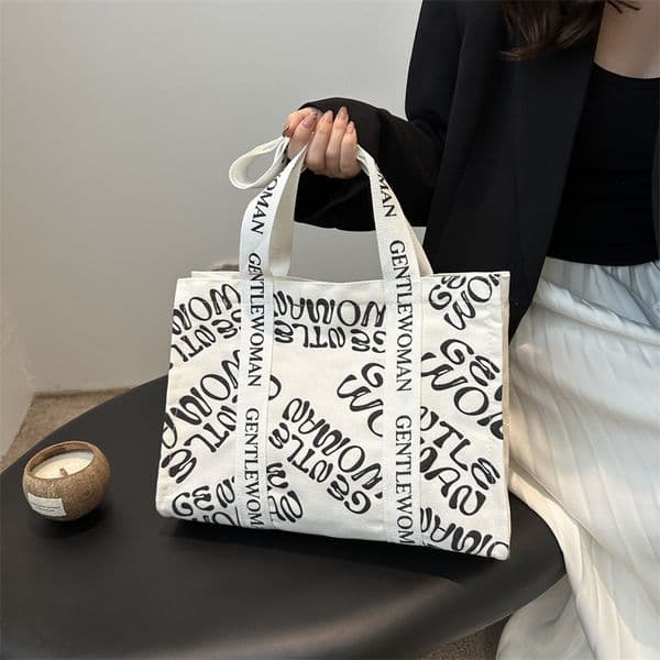 Luxury Brand Designer Bag New Letter Print Canvas Large Capacity Girl Ins Personality Hand Commuting Shopping Tote Bag