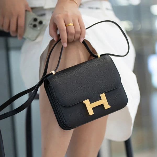 10A Designer womens crossbody high-quality leather handbag fashionable gold lock retro tofu luxury designer shoulder new flip bag