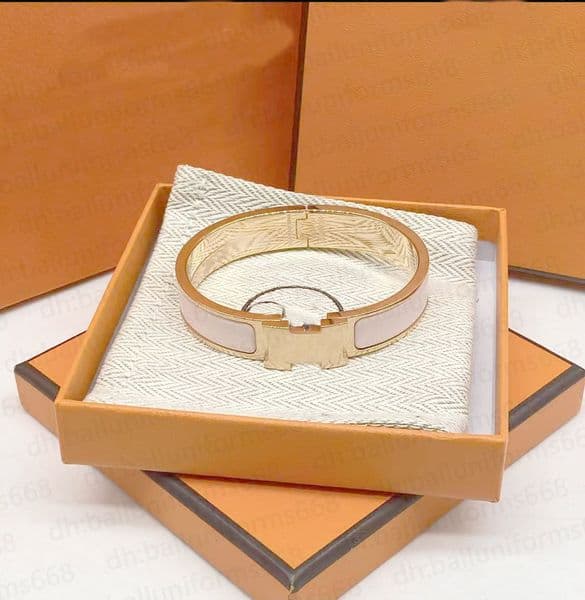 New Gold designer bracelet women men classics jewelry non fading titanium steel select High quality unisex gift mens womens bracelets silver bangle