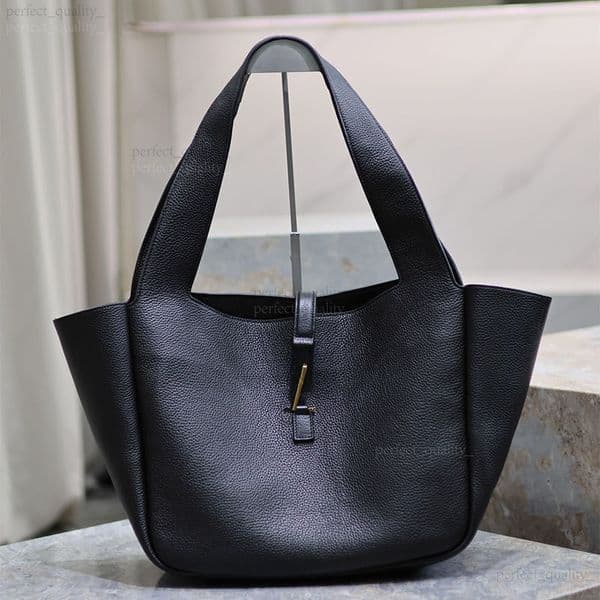 This 99A designer creative crossbody bag with a single shoulder strap adds a touch of high-end fashion to your daily life, thanks to its high-quality leather material.