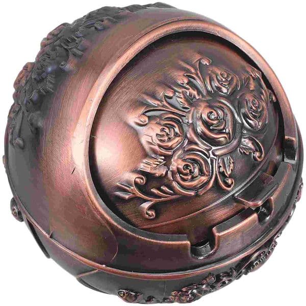 Spherical Ashtray Holder Metal Iron Windproof Creative Zinc Alloy Mini Globe