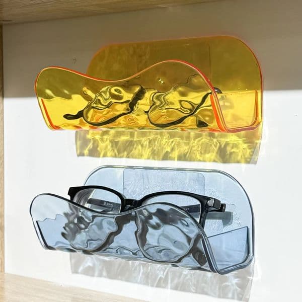 Wall Mounted Glasses Storage Holder Cosmetic Phone Holder Plastic Toiletries Organiser Saving Space For Home Storage Dispay Rack
