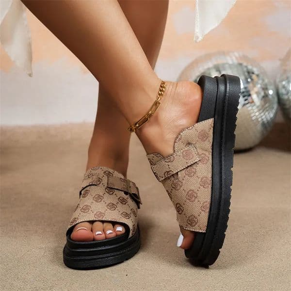 Designer Fashion New Sandals Luxury and versatile shoes High quality craft fashionable shoes Suitable for outdoor sports and leisure travel attire