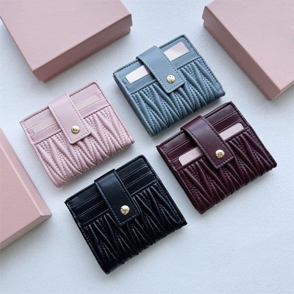 Woman Designer Wallet Short Wallets Mini Pleated Card Holder Fashion Holders Note Compartment Genuine Leather TOP designer cardholder noble1688