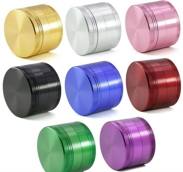 Smoking Pipes Hot selling spot aluminum alloy CNC with a diameter of 50MM in Europe and America, four layer cigarette grinder, export cigarette crusher