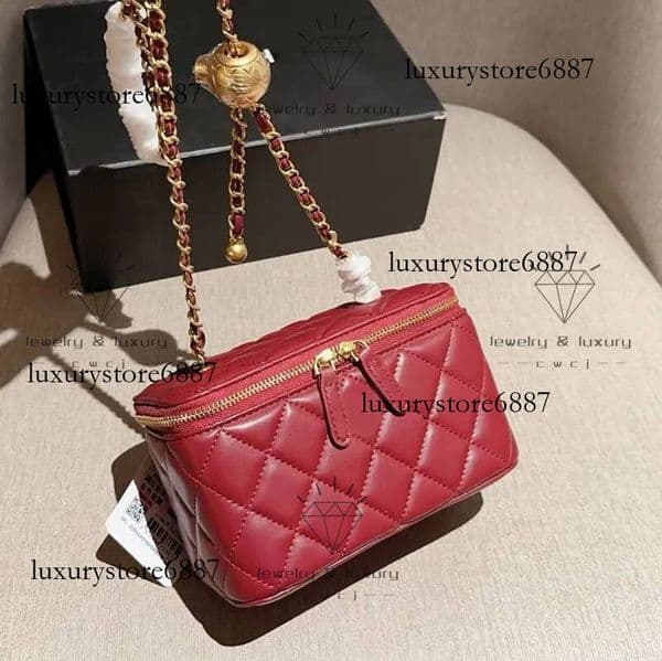Designer Women Mini Vanity Box Zipper Makeup Bag Golden Ball Soft Leather Dia Lattice Matelasse Chain Classic Shoulder Cosmetic Cases Cross Handbags 17x10cm