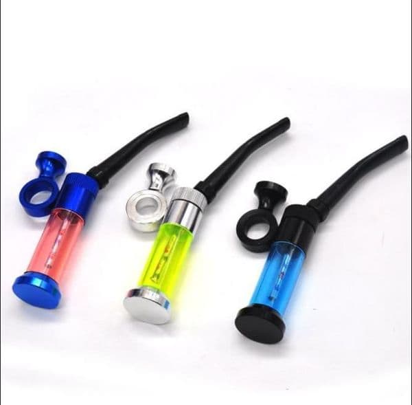 Plastic pipe, metal pipe, portable cigarette pipe, creativity