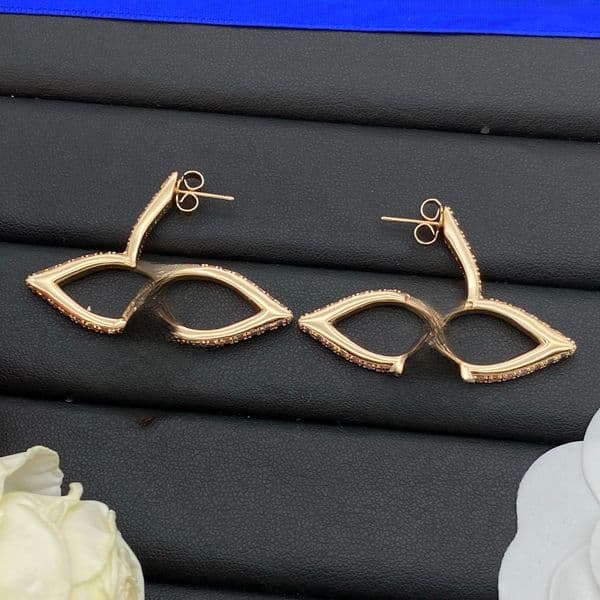Classic Earrings - Simple and Versatile for Daily Wearing. Available in Three Colors. Metal with Diamond