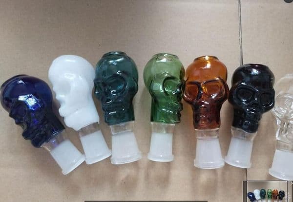 Skull bone color bubble head ,Wholesale Bongs Oil Burner Pipes Water Pipes Glass Pipe Oil Rigs Smoking Free Shipping