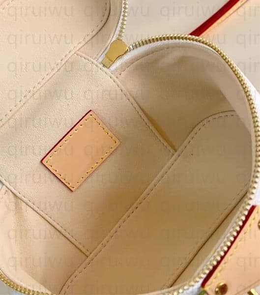 high quality men and Women's letter belt Bag Classic Versatile Sweater Dress Belt Decorative Suit ladies Belt bag Designer Bag with Waist Bag
