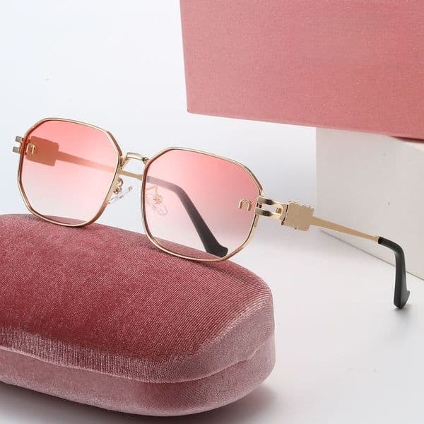 Fashion Designer Sunglasses Luxury Sunglasses lens designer womens Mens Goggle senior Eyewear For WomeVintage Metal Sun Glasses n eyeglasses