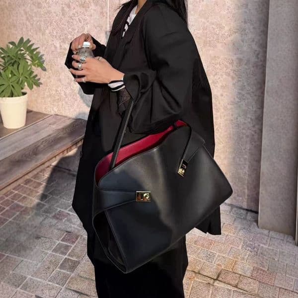 Top quality Brand High Quality Style Free Delivery Designer Bag Trendy Fashion Square Color-Block Casual Commuter Handbag Shoulder Bag Free Delivery Designer Bag