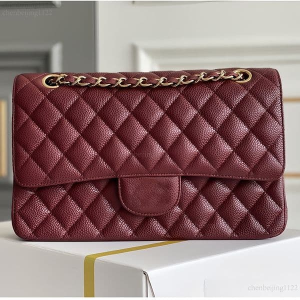 99A The design by top designers, combined with genuine leather and exquisite hardware, makes it both sturdy and durable, with an extremely high cost-performance ratio.