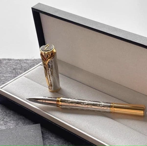 Moroccan Grace Princess Series Metal engraved ballpoint pens, gel pens, fountain pens, ballpoint pens and signature pensPure metal material, skin-like surface