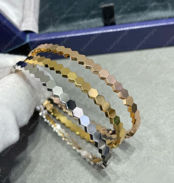 Luxury Designer Bracelets Bee My Love Bangle Womens Mens Fashion High-end Diamonds Bracelet Top Quality High-end Jewelry 3 Golds with Box Packing