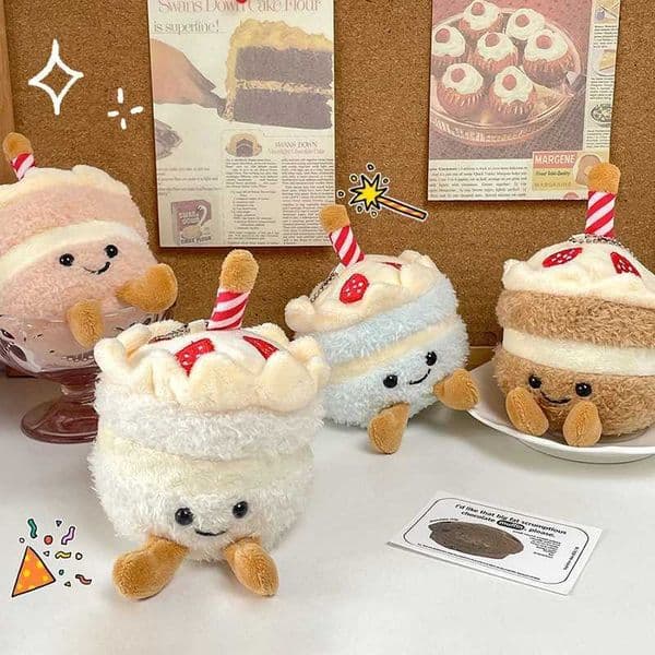Cartoon birthday cake plush pendant toy simulation birthday cake keychain creative fun backpack decoration birthday gift W250402