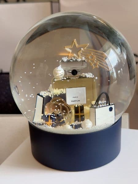 Latest CC 2025 Snow Globe Gold Letter Pearl Crystal Ball Special Novelty Christmas Gift with Gift Box
