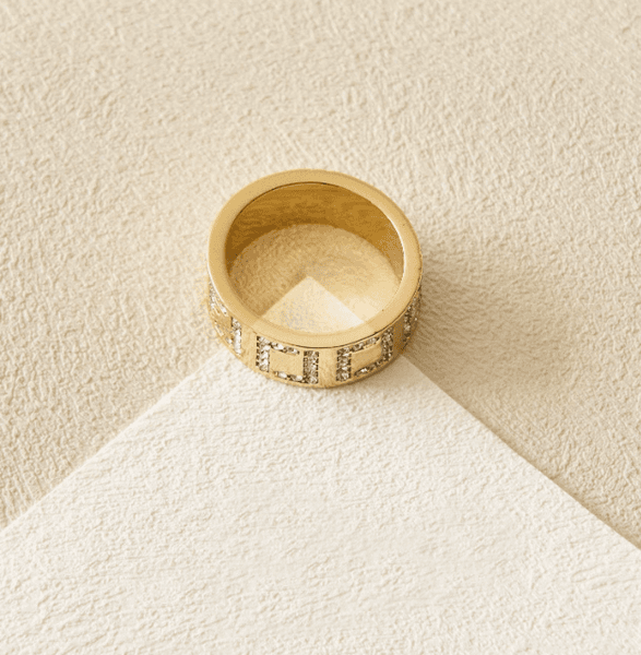 Fashion gold letter ring bague for Woman Simple Personality Party wedding lovers gift engagement rings jewelry