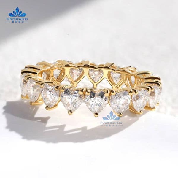 2025 NEW GRA Bridal 18K Gold 35mm35mm Heart Cut Moissanite Engagement Eternity Band Ring for Weddings
