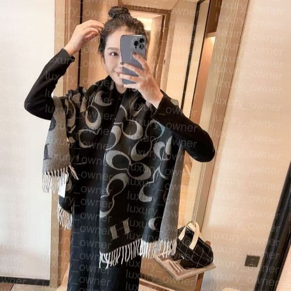 Designer scarf wool scarf designer scarf for women elegant warmth wintertime Scarf womens Long wraps siz luxury scarf High Quality Winter scarf12