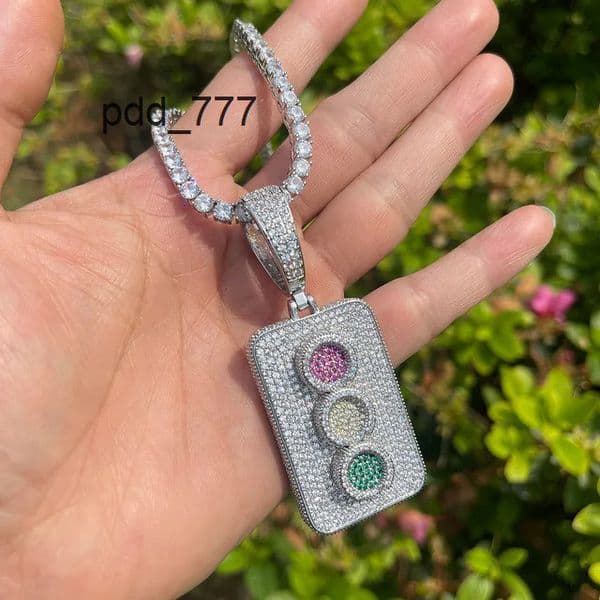 Hip Hop Traffic Light Pendant Necklace Mens S925 silver Inlaid Moissanite Hip Hop Trendy Jewelry