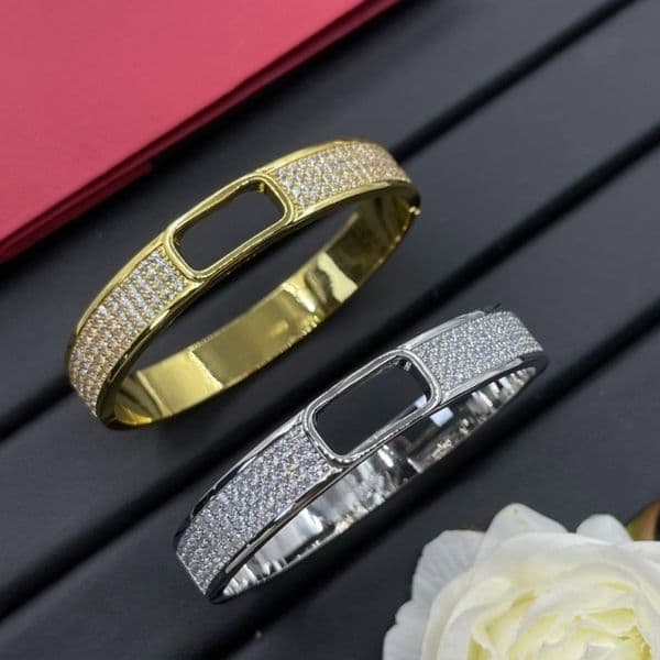 Luxury Bracelet Men and Women Designer Bangle 18K Gold Plated Diamond Bracelet Luxury Jewelry Wedding Travel Designer Bangle High Quality Gifts