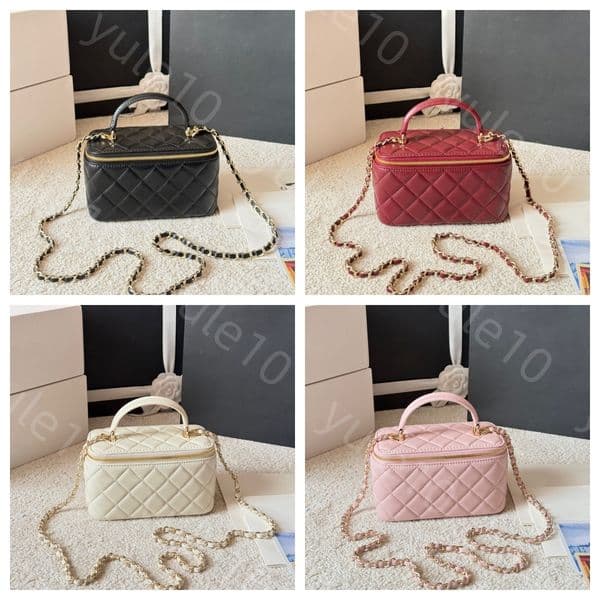 C Luxury Designer-Inspired Travel Beauty Organizer Long Box Shape Premium Material Multiple Carrying Options Makeup bag
