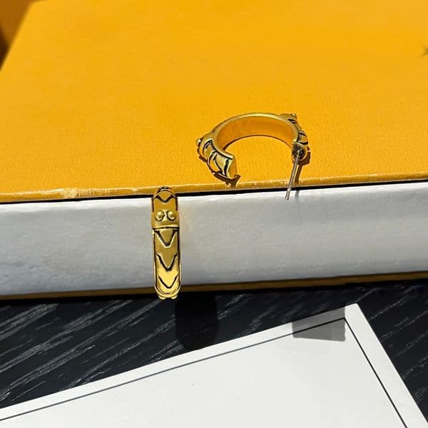 Gold-Toned Patterned Hoop Earrings Delicate Daily & Fashion-Forward Jewelry Gift For Her High-Quality And Unique Accessory