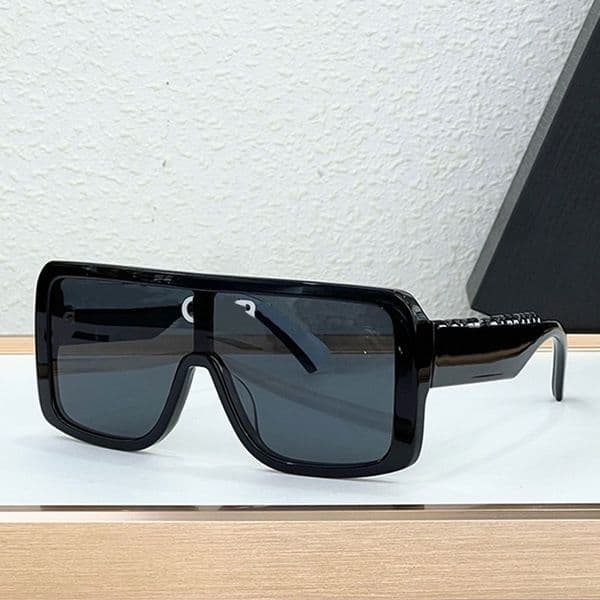 DG Logo Sunglasses Men Designer Oversized Shield Shaped Nylon Frame Black on White Nylon Fiber Temples Fashion Bold Sports Style Sunglasses DG6204 with Box