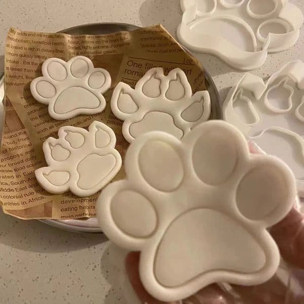 Super large cartoon cute claw mold, embossing pet dog footprints, printed cookies, fondant snacks, baking tools