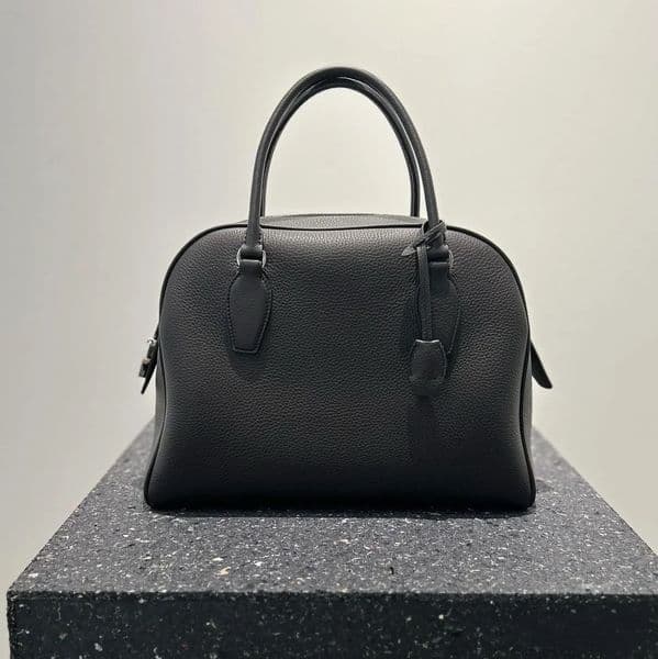 Designer bag new bowling bag high-quality cowhide shoulder bag crossbody bag fashionable travel bag large capacity men's and women's bag