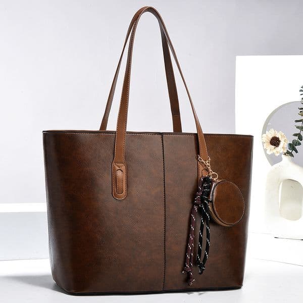 Large capacity Handbags, Designer Ladies' Small Pendant Handbags, Underarm Storage Bags, Fashionable Beach Bags