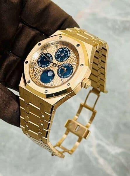 Luxury Men's Quartz Movement Watch with Rectangle Steel Case Leather Band Iced Moissanite Brilliant Diamond Hip Hop Collection Free Shipping