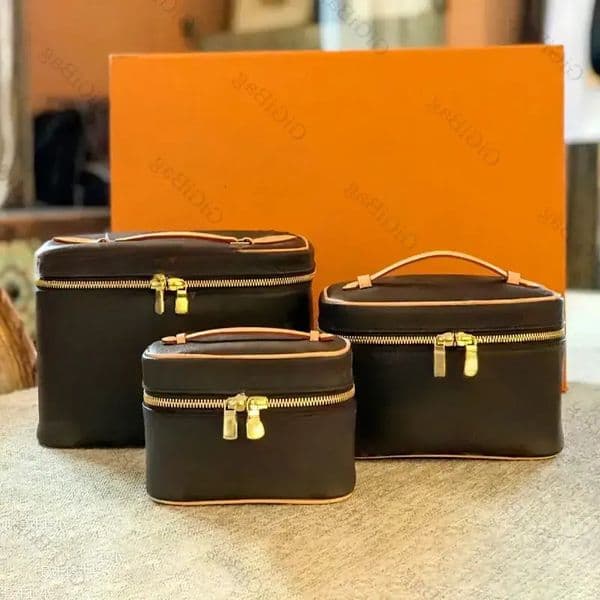 Designer Lady Cosmetic Bags Fashion Makeup Bag Women Designers Toiletry Travel 45678218 Pouch Purses High Quality Make Up Handbags