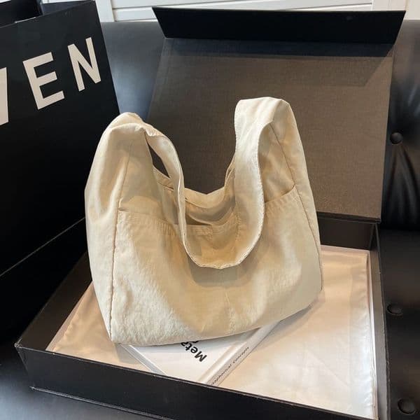 Designer Shoulder Bag Bag Luxury Bag Free Shipping Shoulder Bags Spring New Fashionable Knitting Crossbody Artwork For Woman