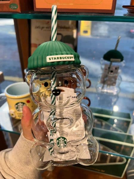 20oz Star bucks Glass Bear Cup With Straw Cute Transparent Tumbler With Hat For Iced Coffee Cold Drink Gift Bearista Limited Edition Holiday Launch