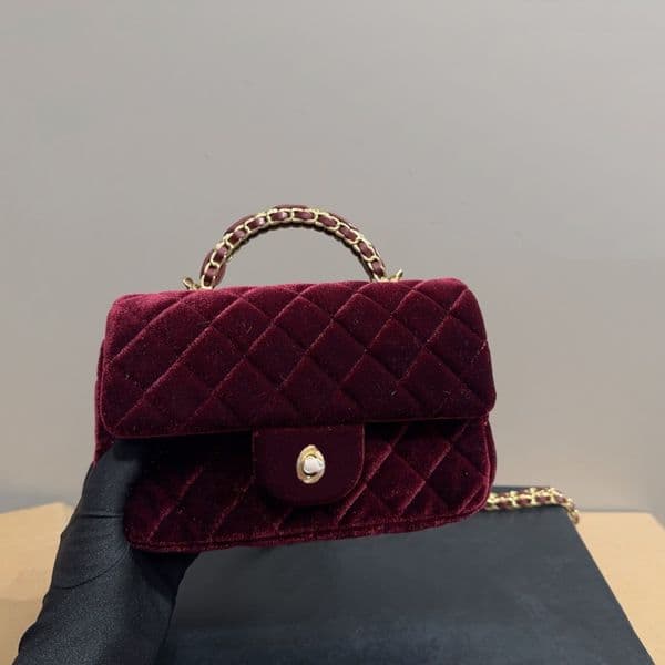 Luxury Designer Bag High-Quality Shoulder Bag Women Handbag Fashionable Plush Crossbody Bag Spring Autumn And Winter Underarm Bag Woven Square Bag