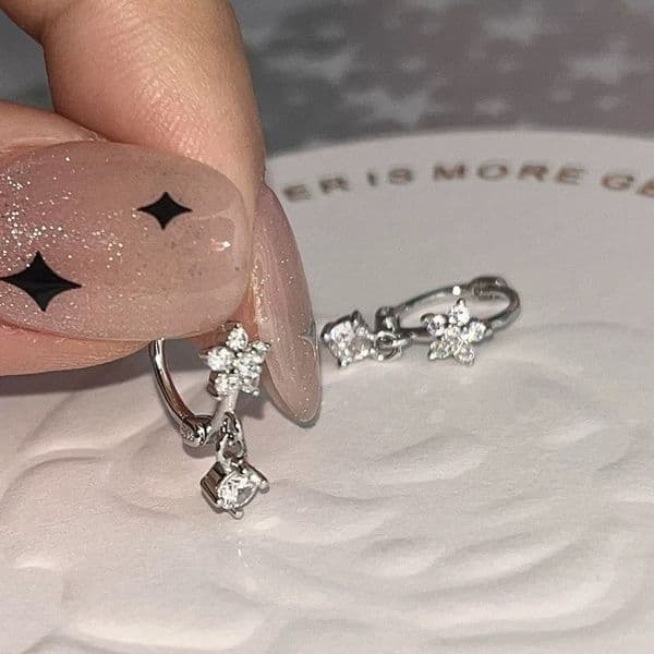 Super Flash Pendant Earrings Exquisite Mini Ear Buckles Earbone Rings Sweet Flower Earrings