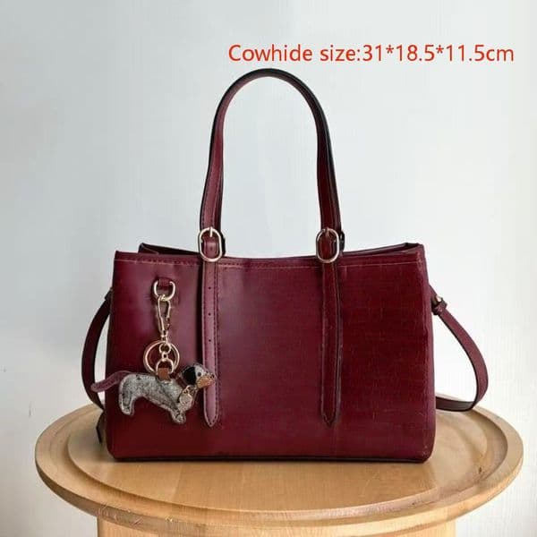 Bag designer bag tote bag luxury bag genuine leather suction buckle mouth delivery pendant cowhide embossing adjustable adjustable straps shoulder crossbody bag