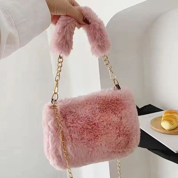 M36 Chic & Cozy Small Plush Purse: Versatile Womans Chain Tote Bag