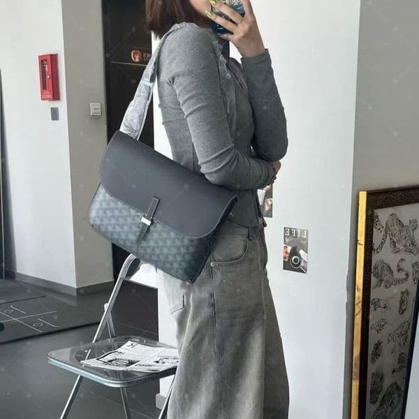 The Designer's New Saddle Bag Large Capacity Messenger Bag Crossbody Bag Single Shoulder Bag - All In Trendy Styles Suitable For Both Men And Women